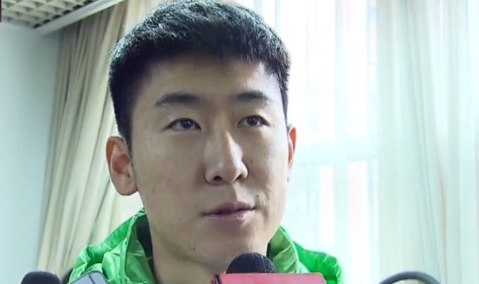 不过顾言忠并没有提及这件事，更没有催促他，而是大有深意的看了他一眼，然后又拍了拍他的肩膀，认真道：走了辰儿，咱们去看你爸妈。
